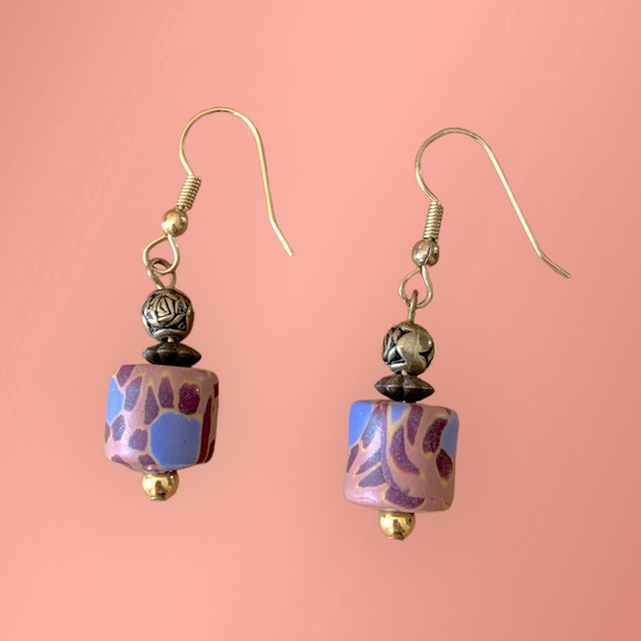 Shades of Purple Earrings - Picture 2 of 3